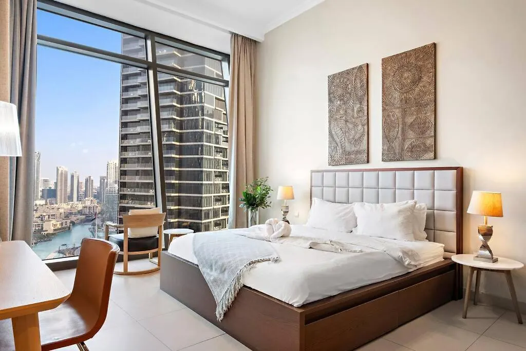 First Class 1Br Burj Khalifa & Fountain Views Dubai Apartment